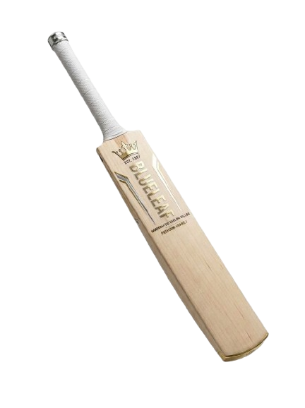 Sovereign Grade 1 English willow bat resting on cut grass