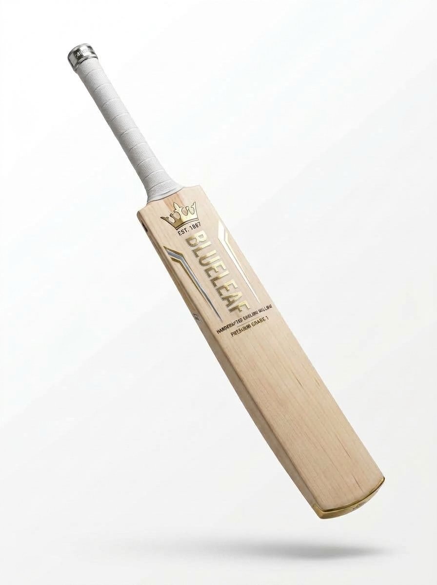 Grade 1 English willow bat face lit from the side