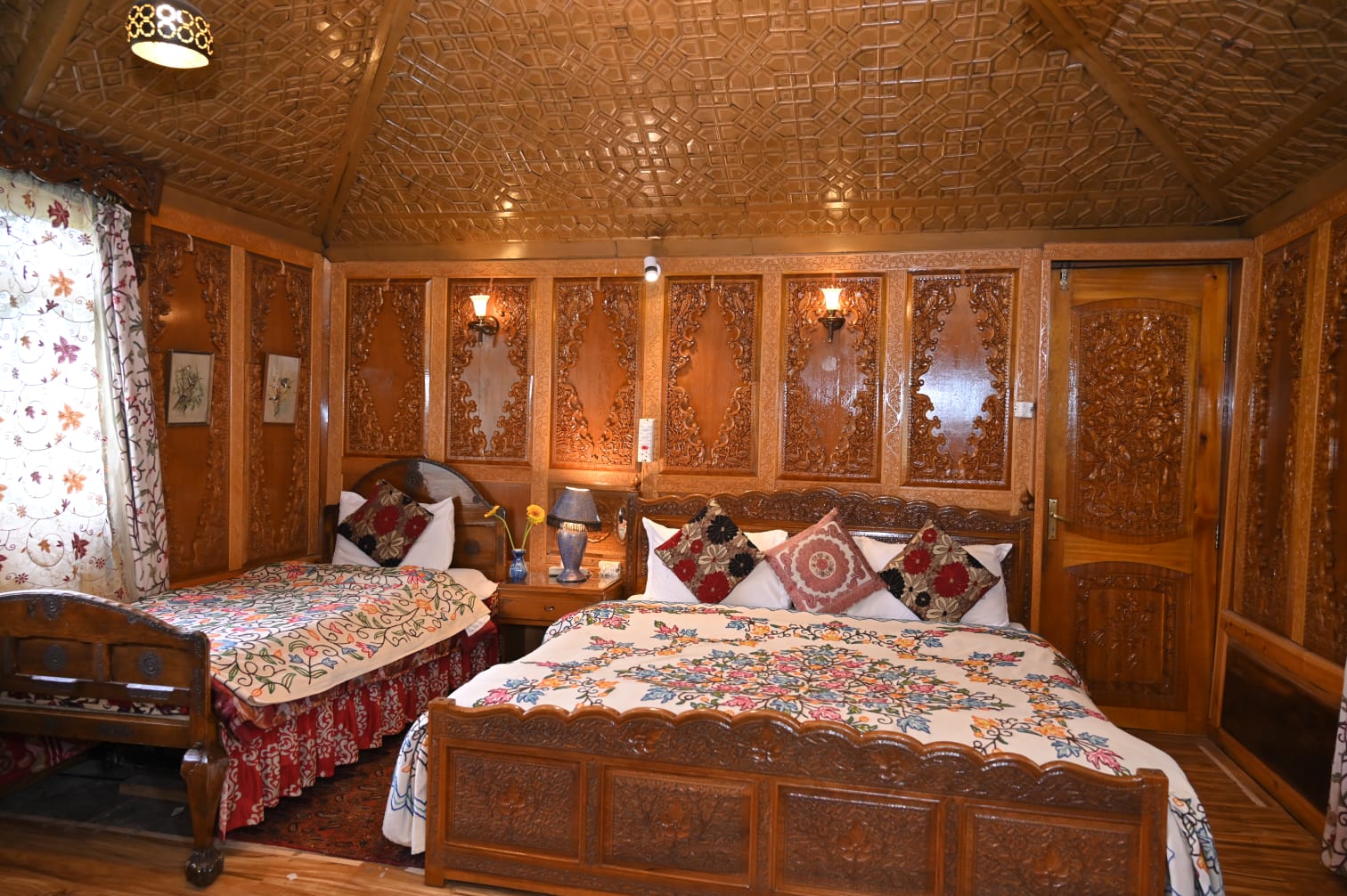 Houseboat Bedroom