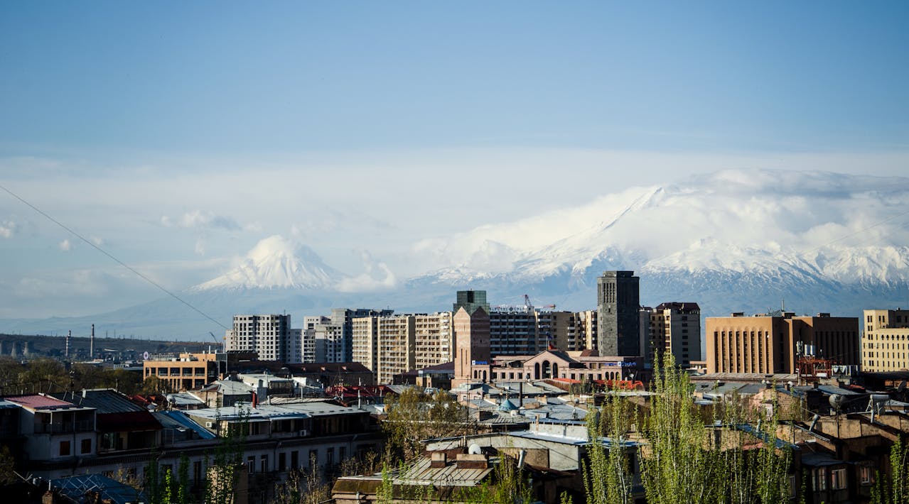 Armenia Travel Guide – Best Places, History, and Local Culture