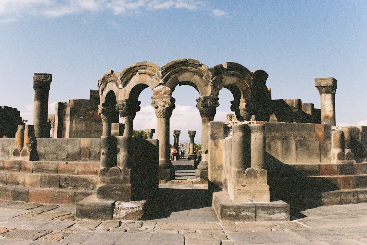 Armenia Travel Guide – Best Places, History, and Local Culture