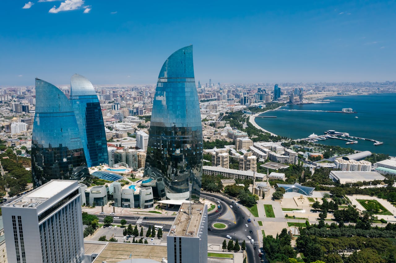Azerbaijan Travel Guide – Explore Baku, Culture, and Nature