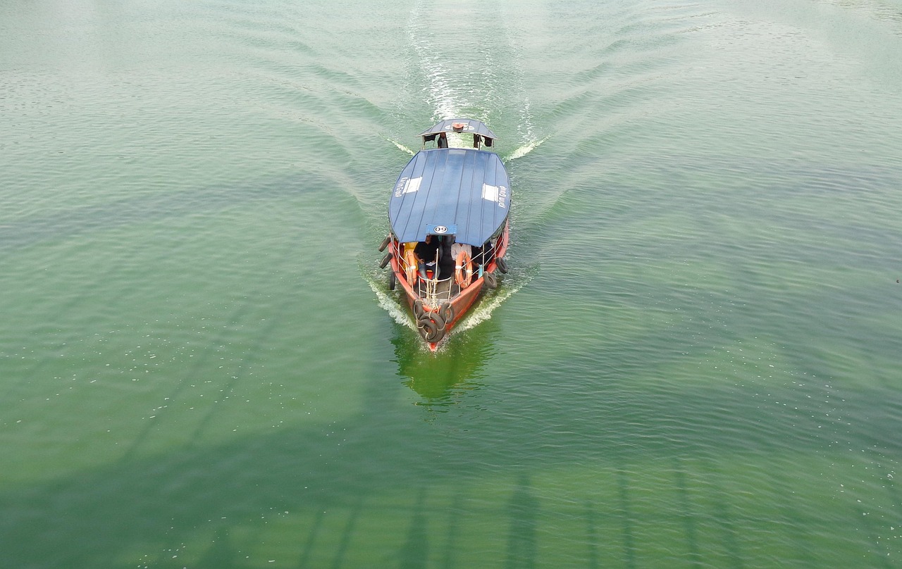 Bangladesh Travel Guide – Explore Rivers, Culture & Natural Wonders