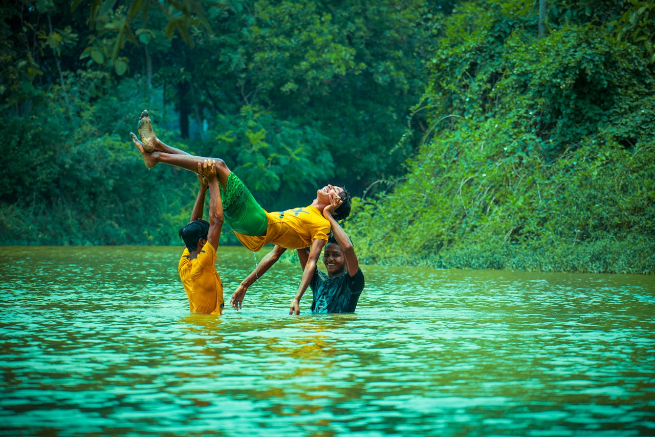 Bangladesh Travel Guide – Explore Rivers, Culture & Natural Wonders