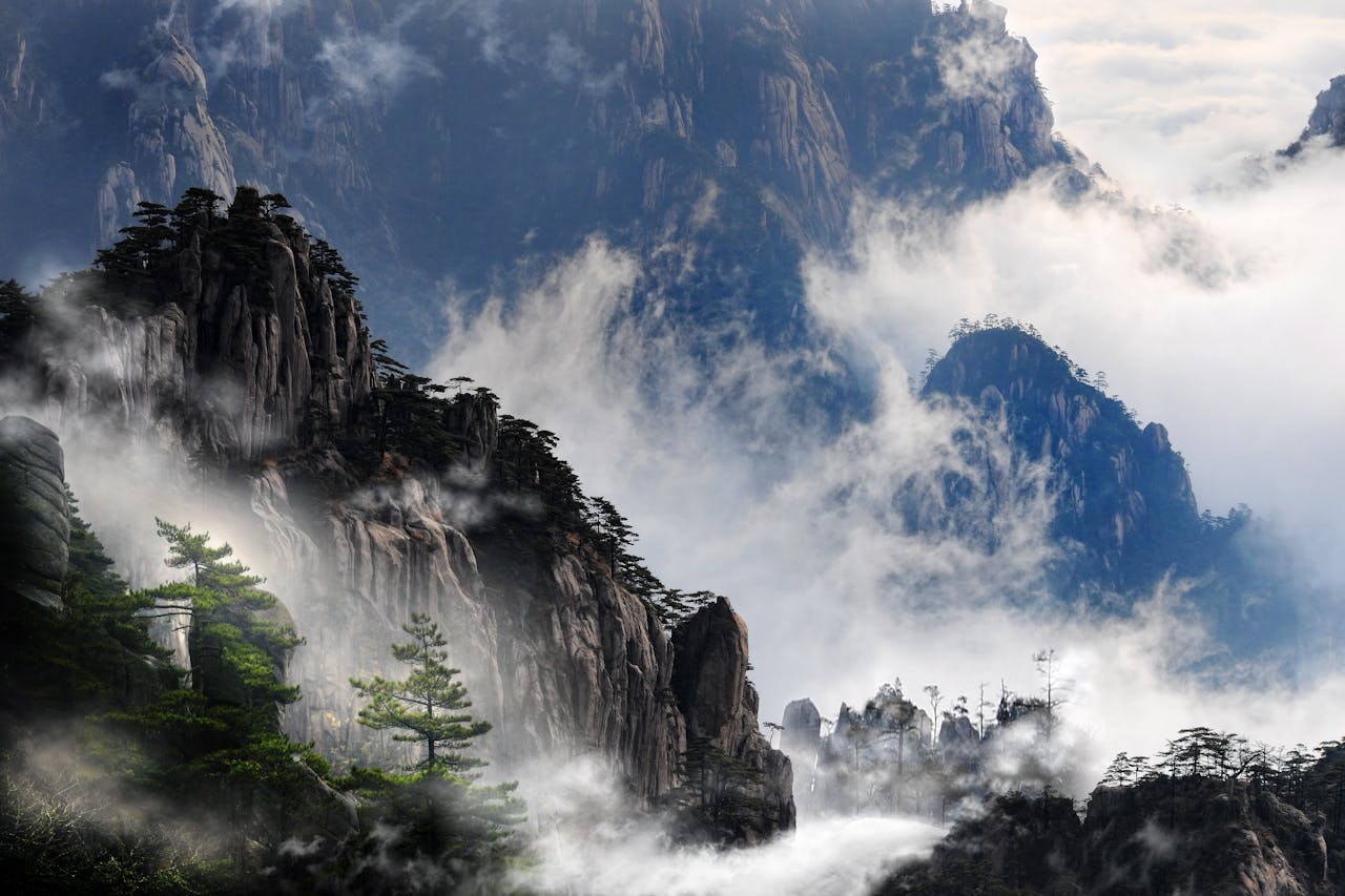 China Travel Guide – Great Wall, Pandas, Temples & More