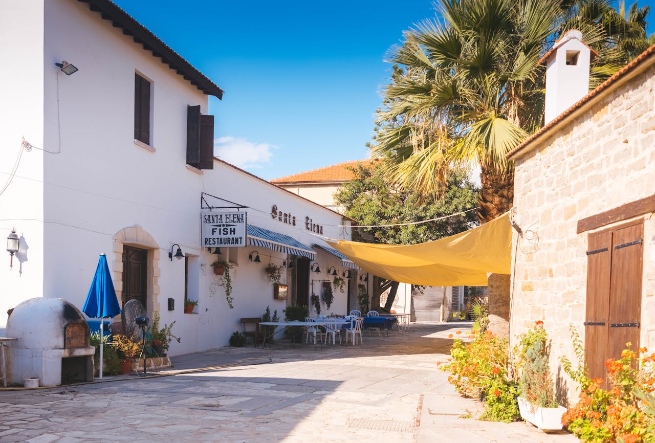 Cyprus Travel Guide – Beaches, History & Mediterranean Charm