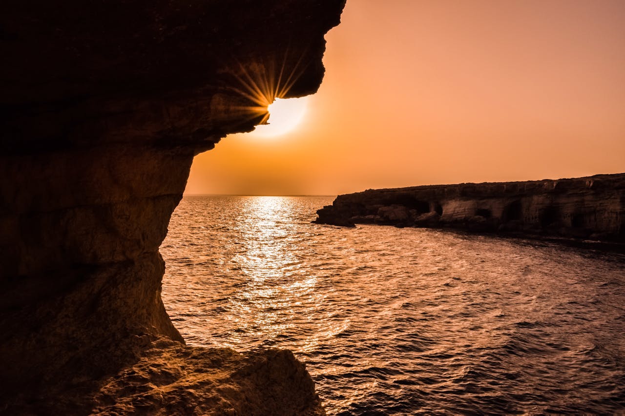Cyprus Travel Guide – Beaches, History & Mediterranean Charm