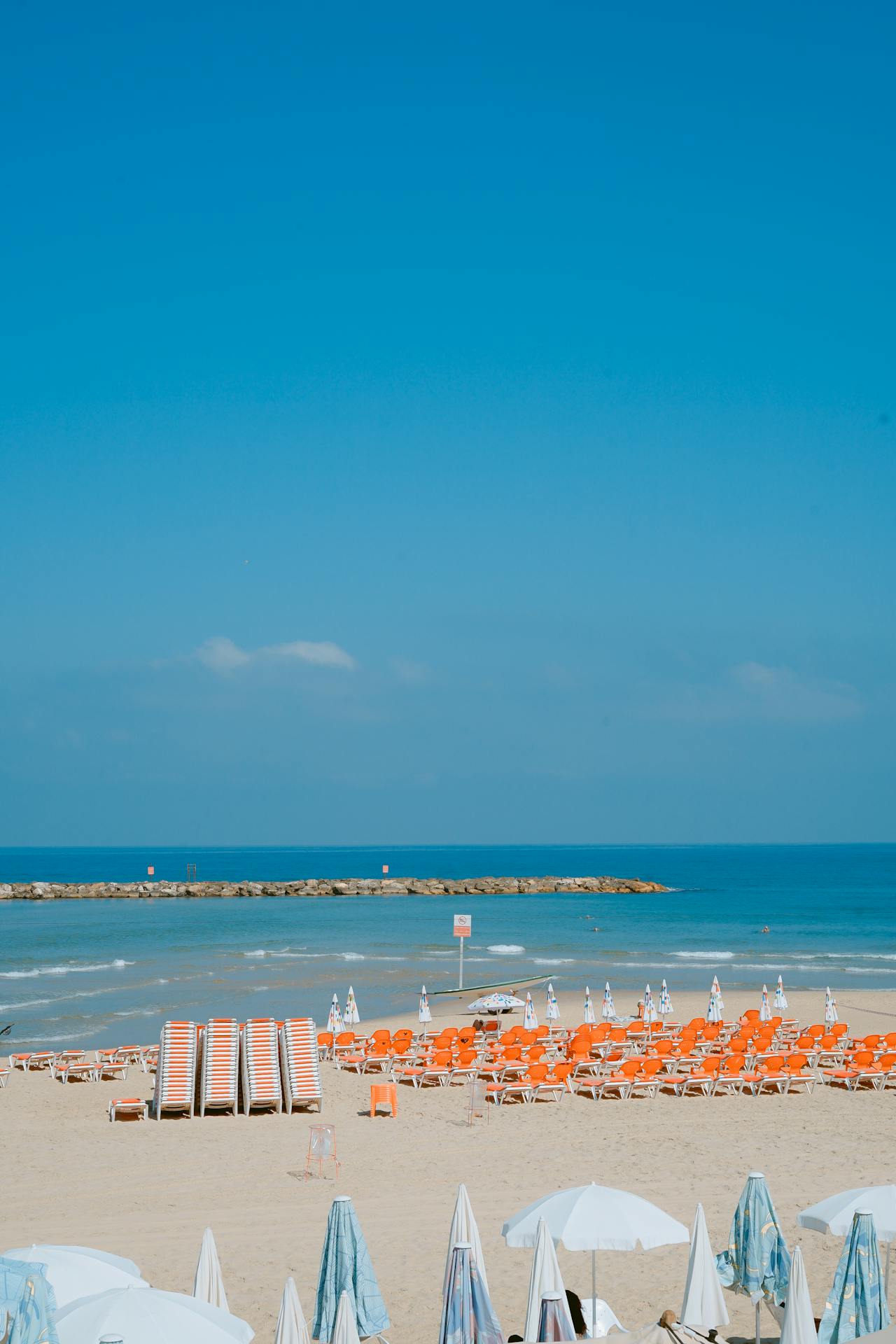 Israel Travel Guide – Sacred Sites, Tel Aviv, and Political Reality