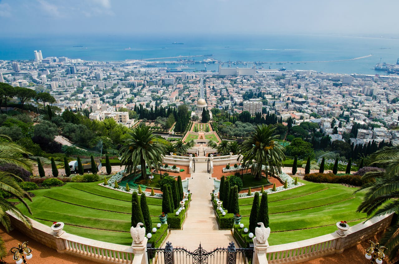 Israel Travel Guide – Sacred Sites, Tel Aviv, and Political Reality