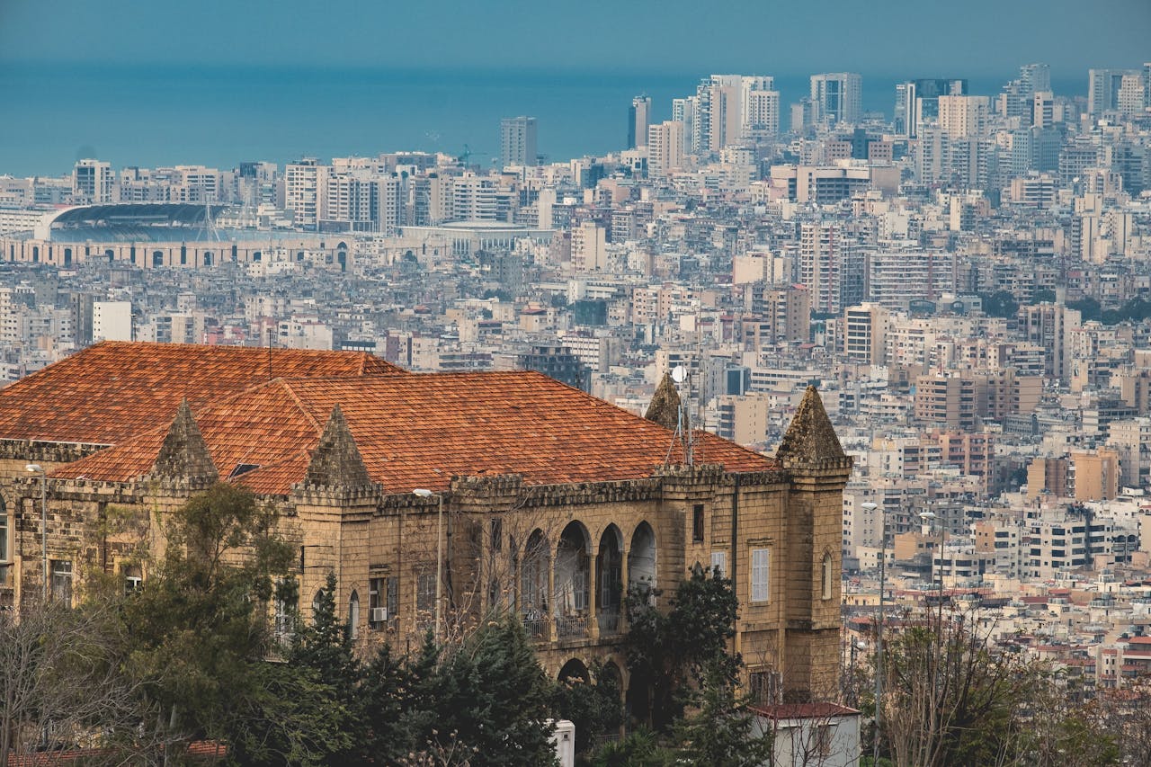 Lebanon Travel Guide – Ancient History, Coastal Beauty & Culture