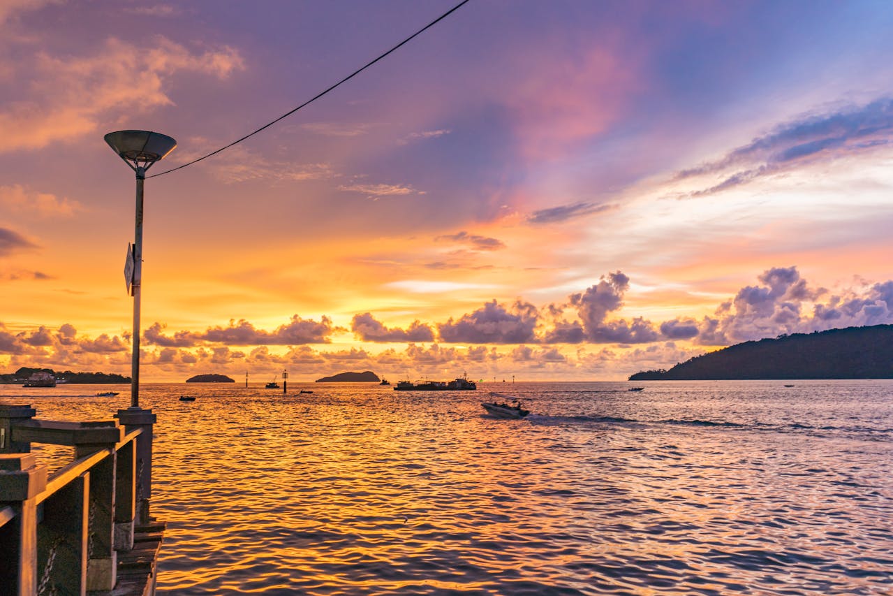 Malaysia Travel Guide – Islands, Food, Cities & Culture 2025