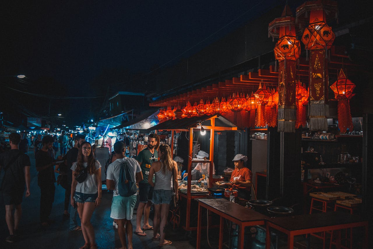 Thailand Travel Guide – Temples, Beaches, and Street Food Heaven