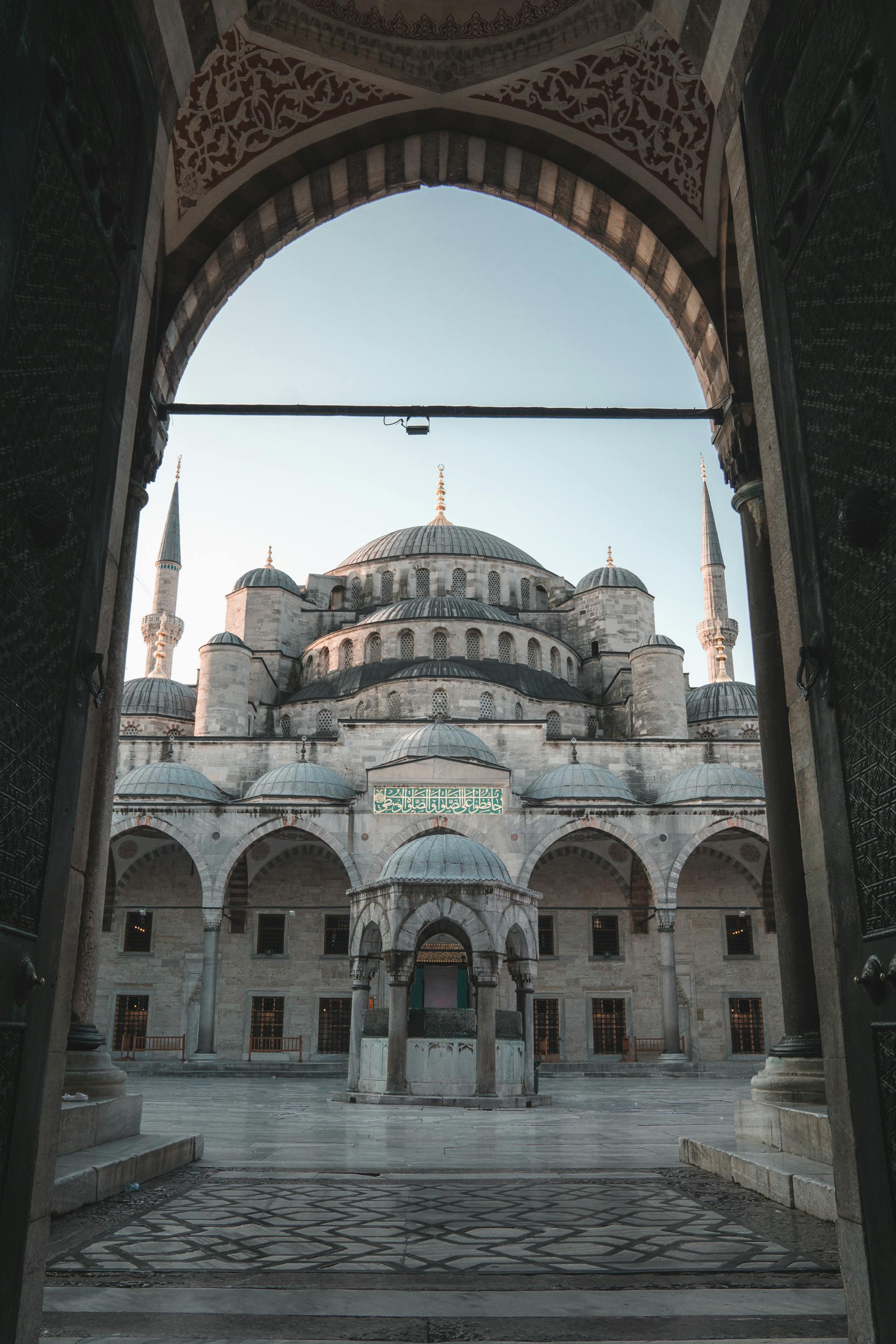 Turkey Travel Guide – Explore Istanbul, Cappadocia, Ephesus & More
