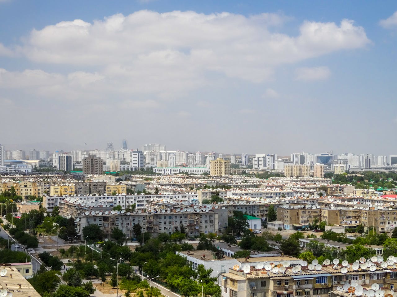 Turkmenistan Travel Guide – Explore Ashgabat, Merv & The Door to Hell