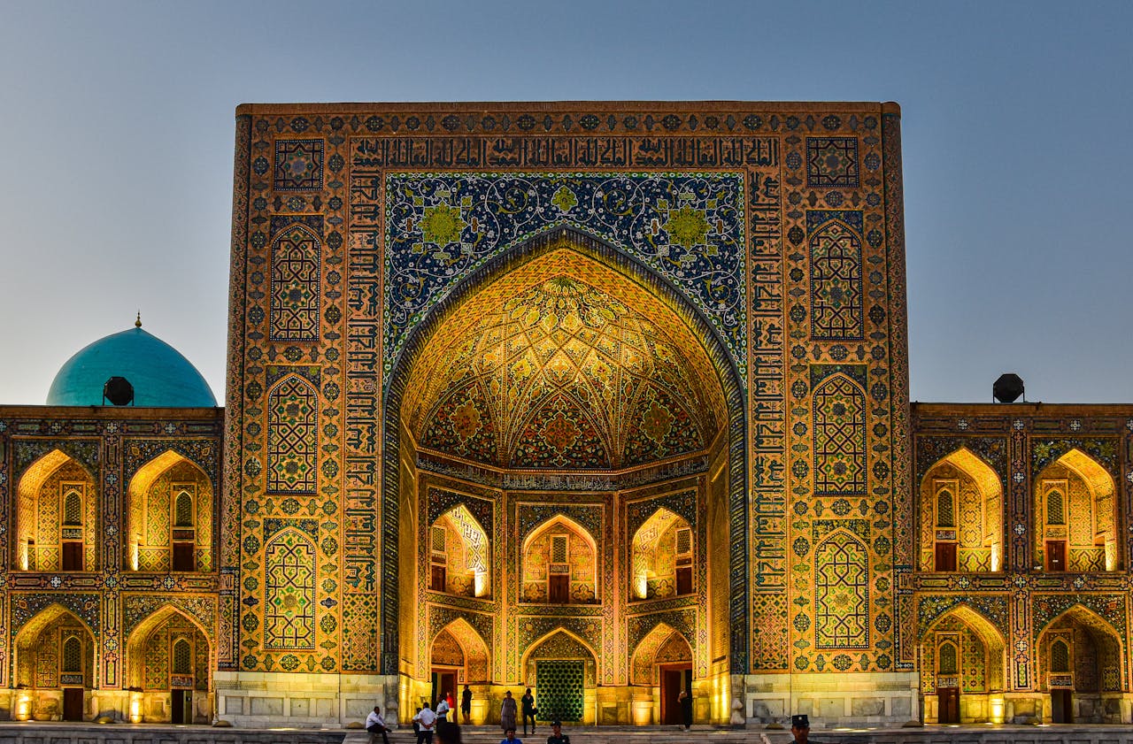 Uzbekistan Travel Guide – Explore Samarkand, Bukhara & Silk Road Treasures
