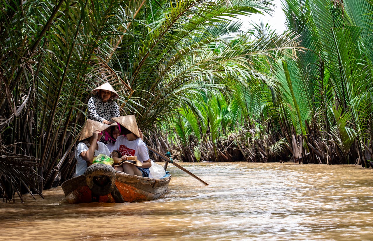 Vietnam Travel Guide – From Ha Long Bay to Ho Chi Minh City