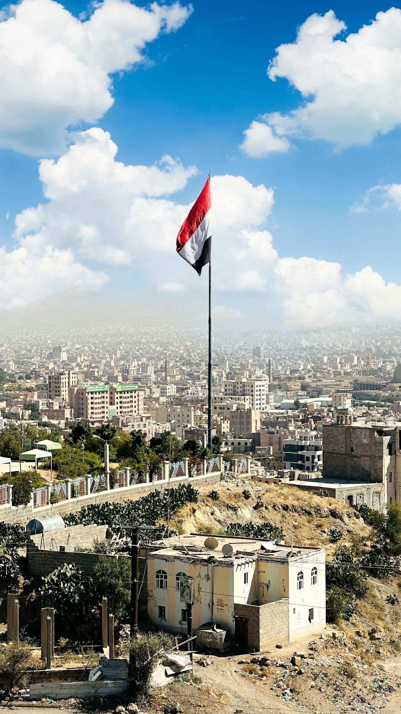 Yemen Travel Guide – Discover Ancient Arabia & Socotra Island
