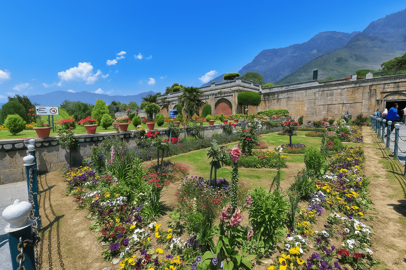 Nishat Garden – Mughal Beauty in Kashmir on Dal Lake